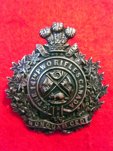 MM80 - 14th Regiment Princess of Wales Own Rifles post 1907 Glengarry Badge